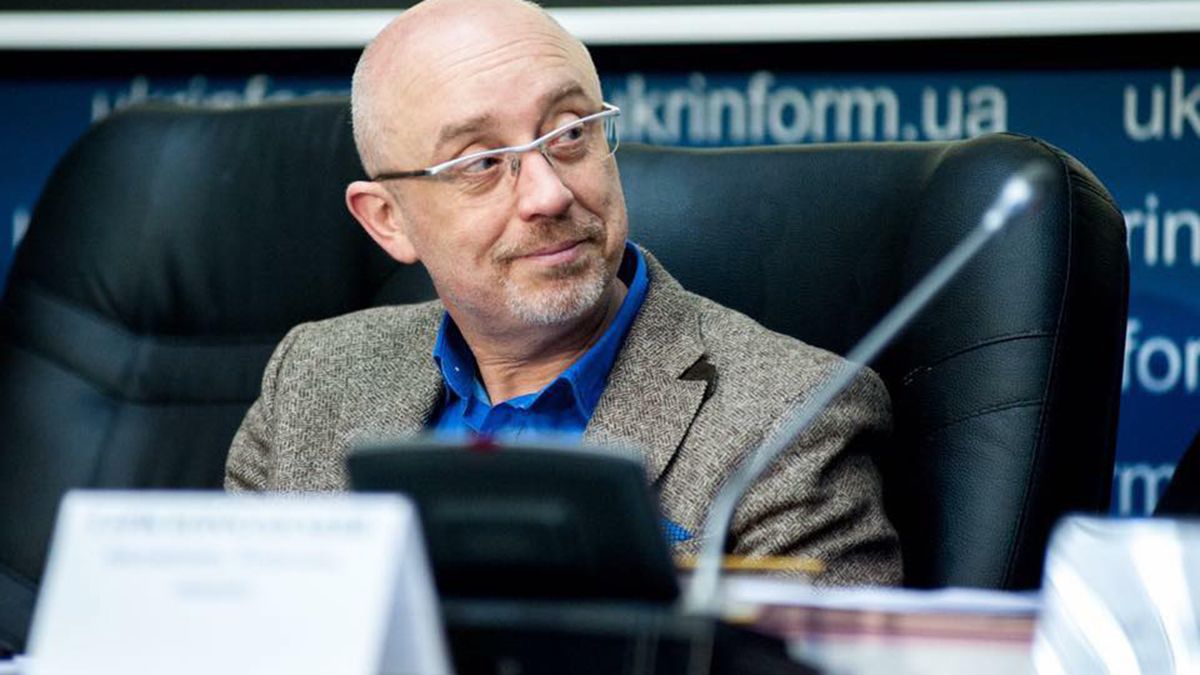 Резніков закликав направити до України військових США, Канади і Великої Британії