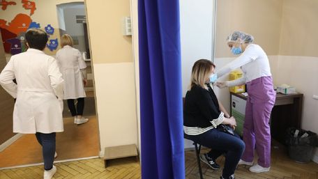У Львові цього тижня вакцинуватися від коронавірусу можна у 15 центрах вакцинації