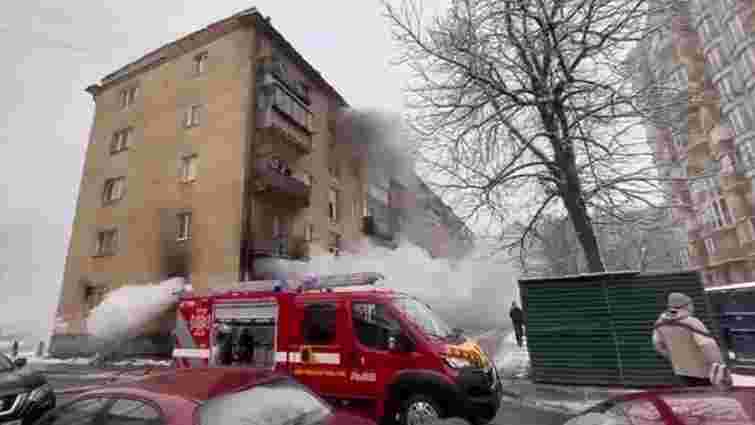 У Львові через пожежу евакуювали мешканців п’ятиповерхівки 