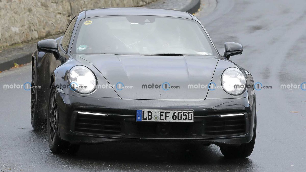 Porsche готує кросовер на базі моделі 911 