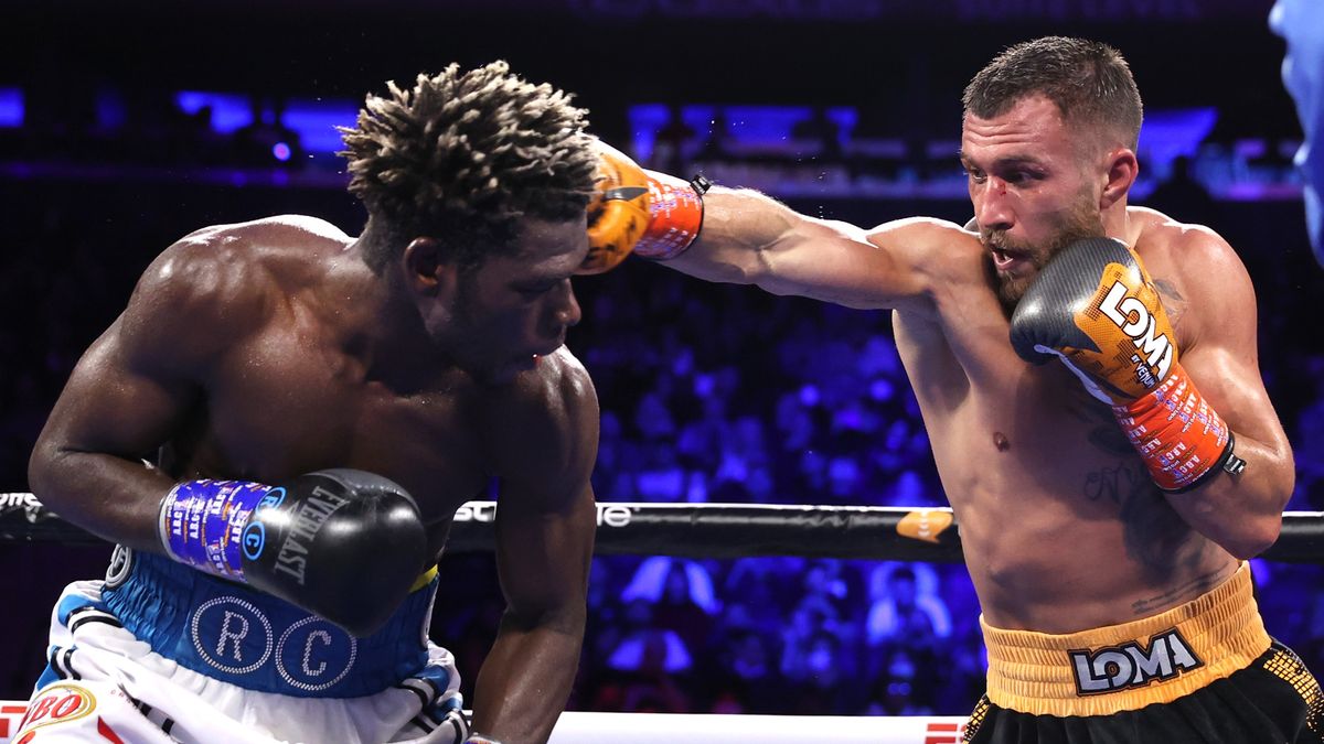 Василь Ломаченко став чемпіоном за версією WBO Inter-Continental