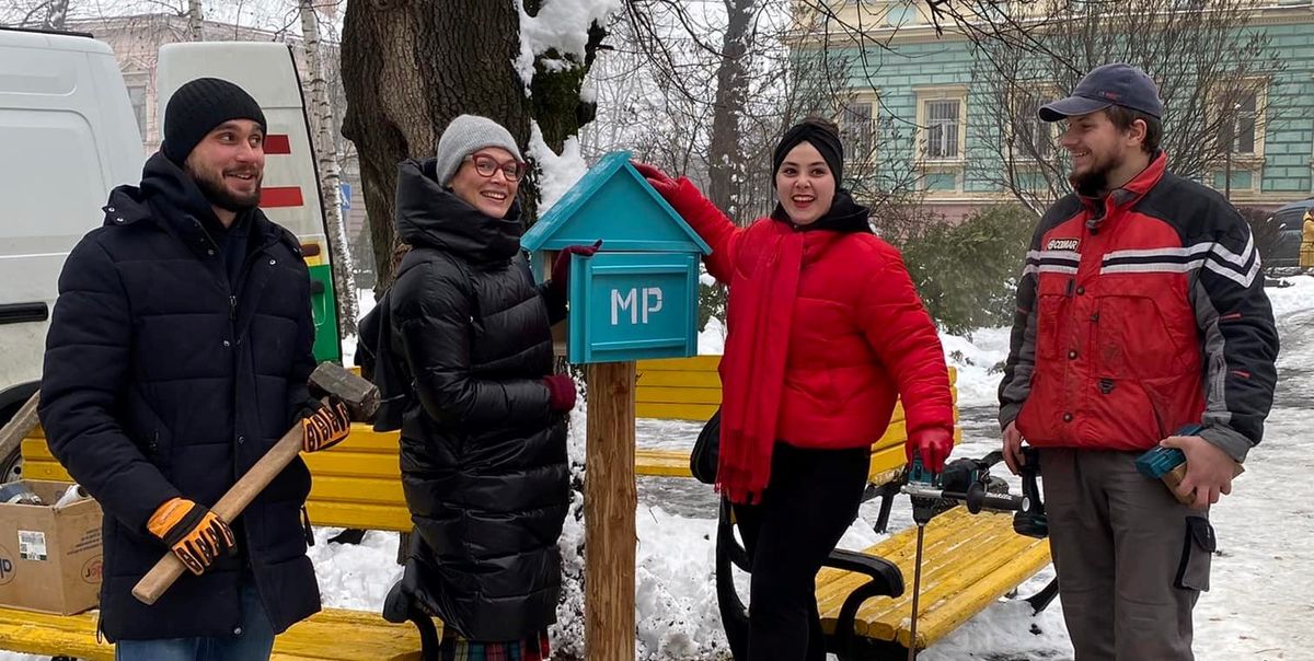 У центрі Чернівців встановили п’ять скриньок для обміну книжками