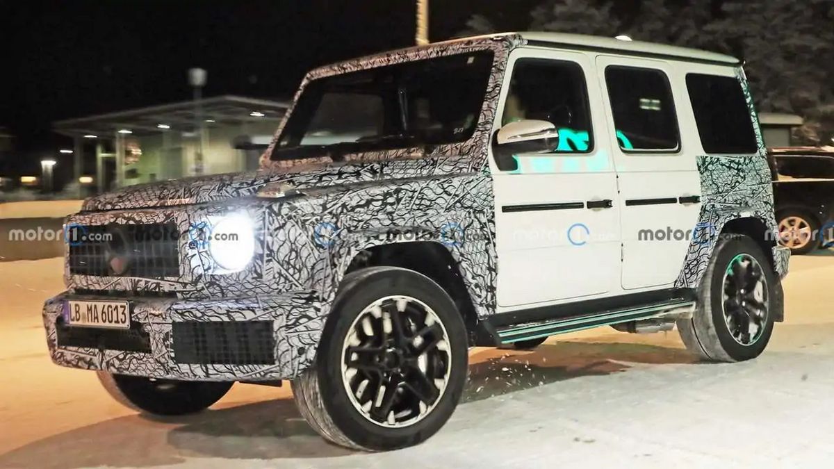 В інтернеті оприлюднили перші шпигунські фото оновленого Mercedes-AMG G63 