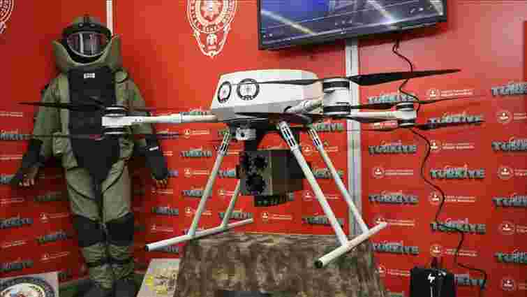 Туреччина успішно випробувала перший у світі дрон з лазерною зброєю