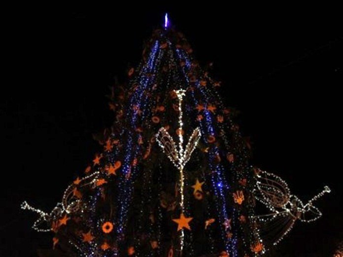 Міська ялинка у 2013 році