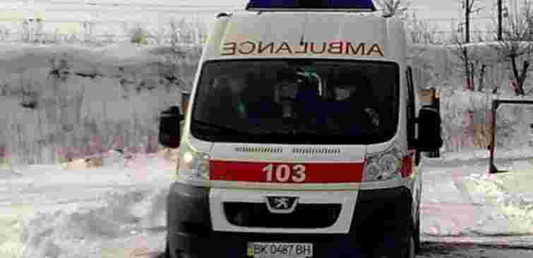 В аварії з мікроавтобусом на Тернопільщині постраждало семеро людей