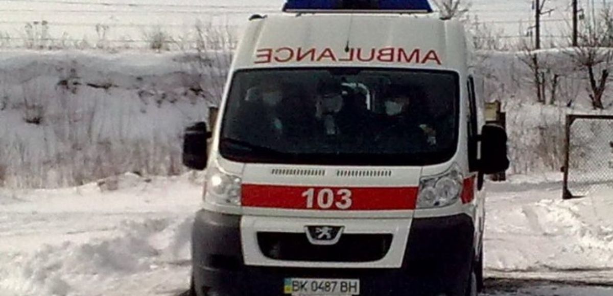 В аварії з мікроавтобусом на Тернопільщині постраждало семеро людей
