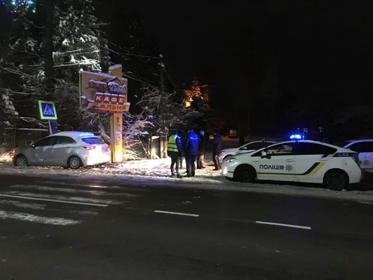 Нетверезий прикарпатець влаштував ДТП на вкраденому з СТО автомобілі