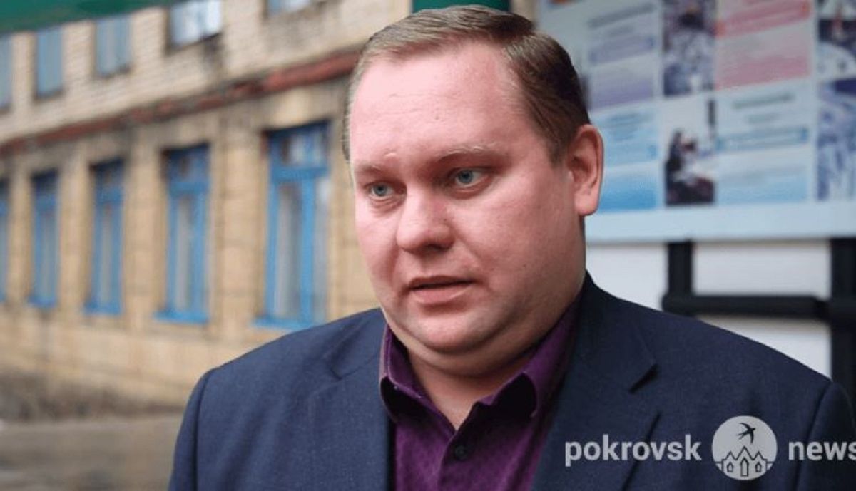 Депутат міськради на Донеччині викинувся з вікна на очах 7-річного сина
