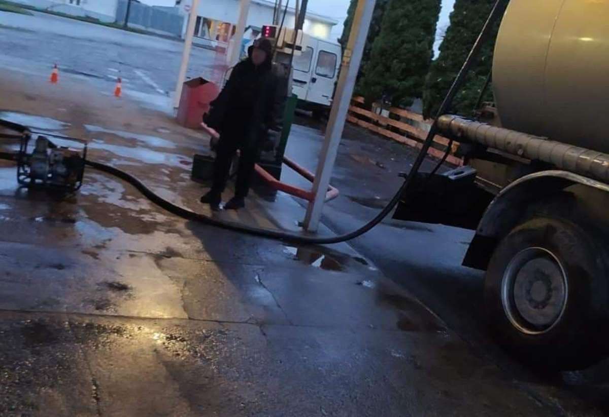 Із автозаправки в Ужгороді вилучили 14 тис. літрів неякісного палива