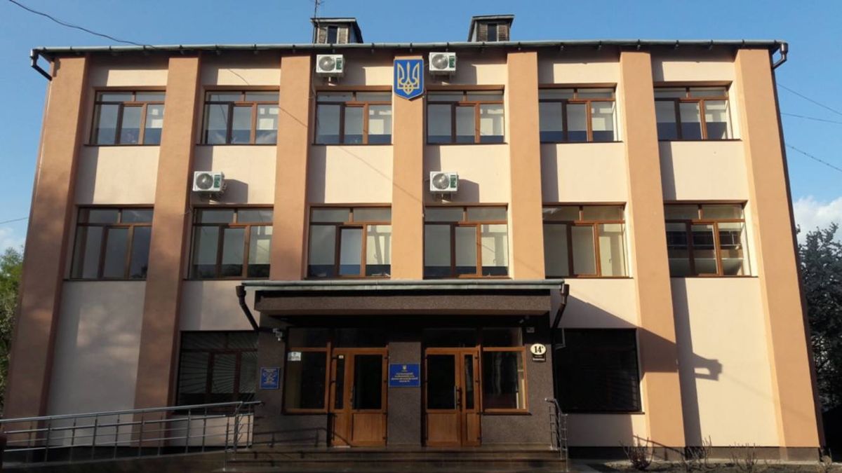 Прикарпатець два роки їздив з роздрукованим на принтері посвідченням водія
