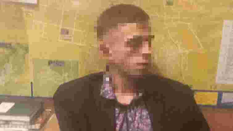 26-річного львів'янина затримали у Ратуші з пістолетом і наркотиками