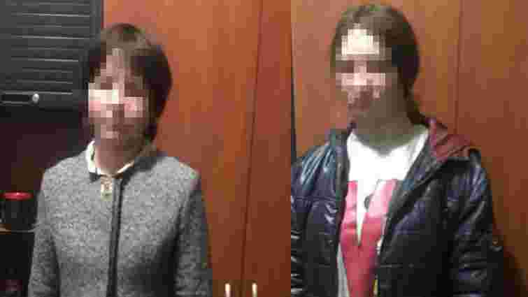 34-річна закарпатка з донькою пограбували жінку в львівському під’їзді