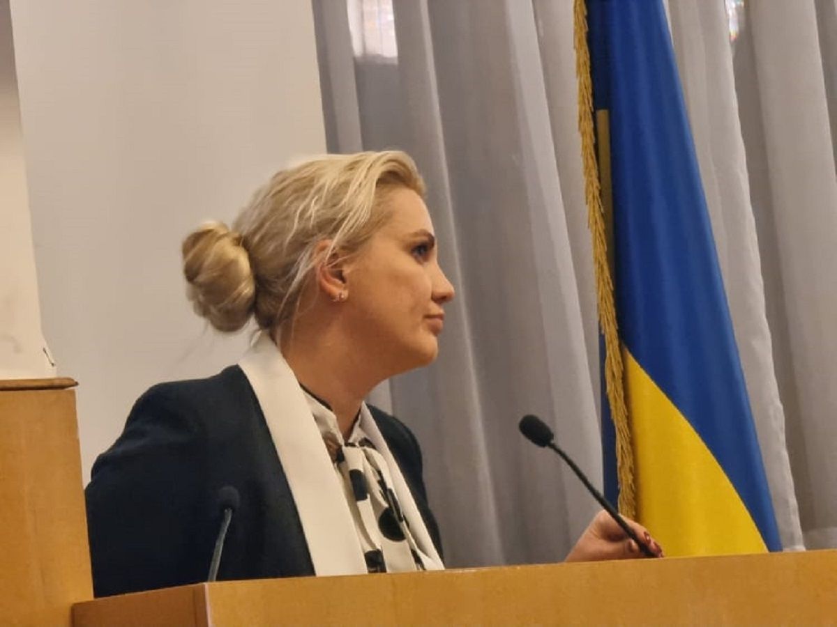 «За майбутнє» відкликає депутатку Закарпатської облради Андріану Сушко