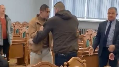 Депутат Львівської райради напав на олімпійського призера з карате