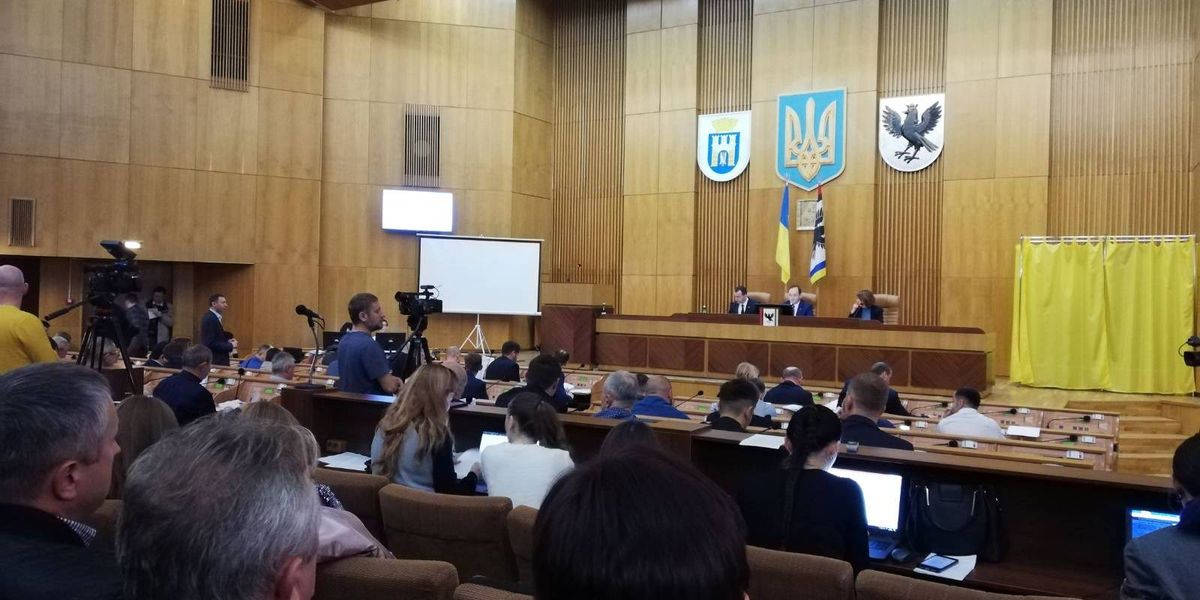 Франківські депутати закликали прийняти закон про легалізацію зброї