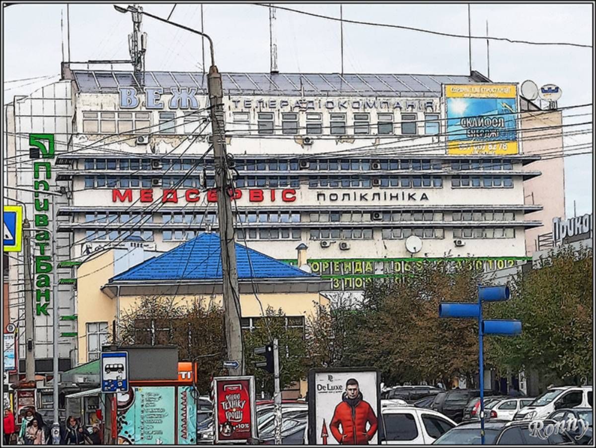 Мер Івано-Франківська застряг у ліфті комунальної ТРК і спізнився на ефір