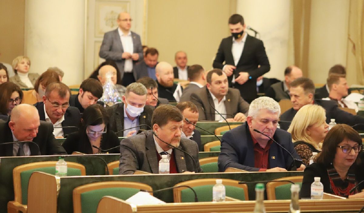 Львівська облрада розділила 1,6 млрд грн на обласні програми