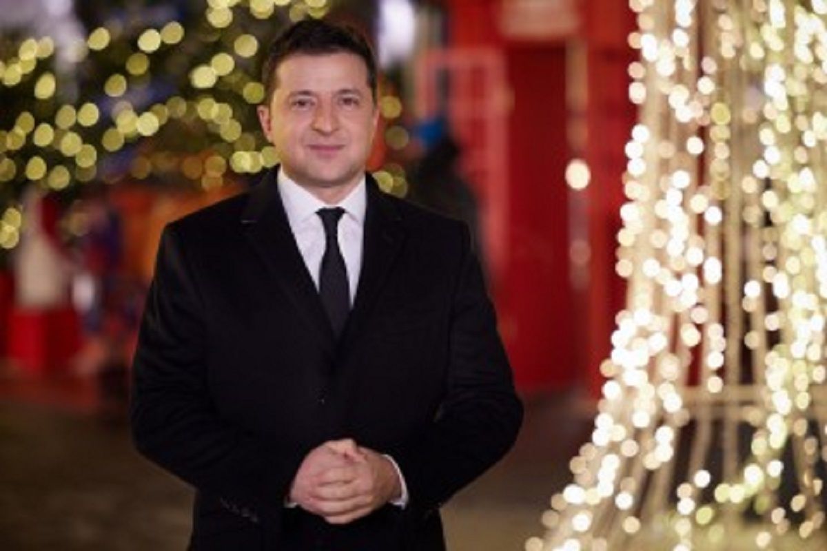 Володимир Зеленський привітав українців з Різдвом Христовим