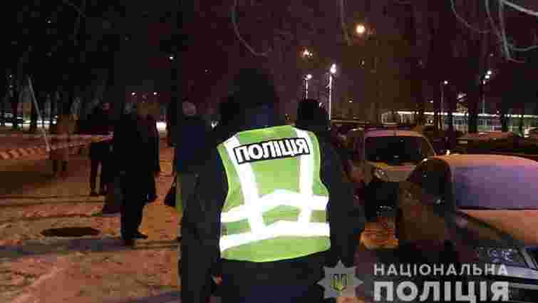 Чоловік на зупинці в Києві зарізав перехожого, який вступився за його партнерку