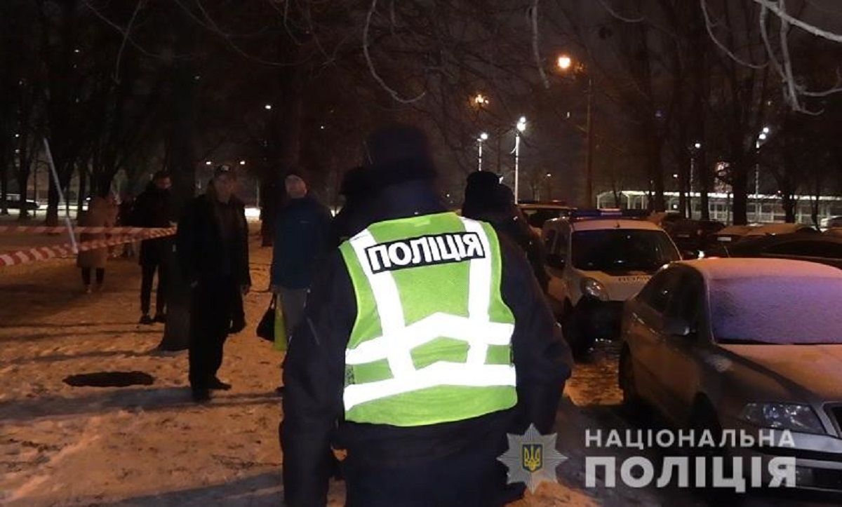 Чоловік на зупинці в Києві зарізав перехожого, який вступився за його партнерку