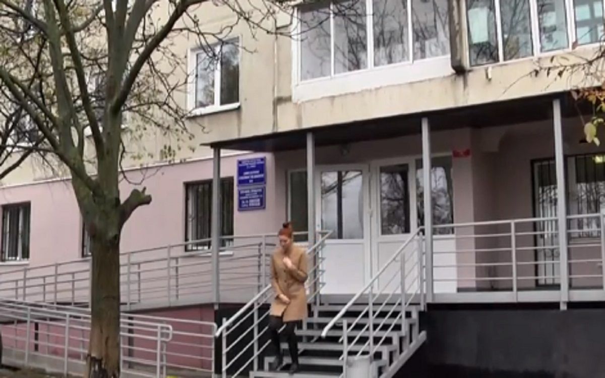 СБУ провела обшуки у львівській амбулаторії в Рясному