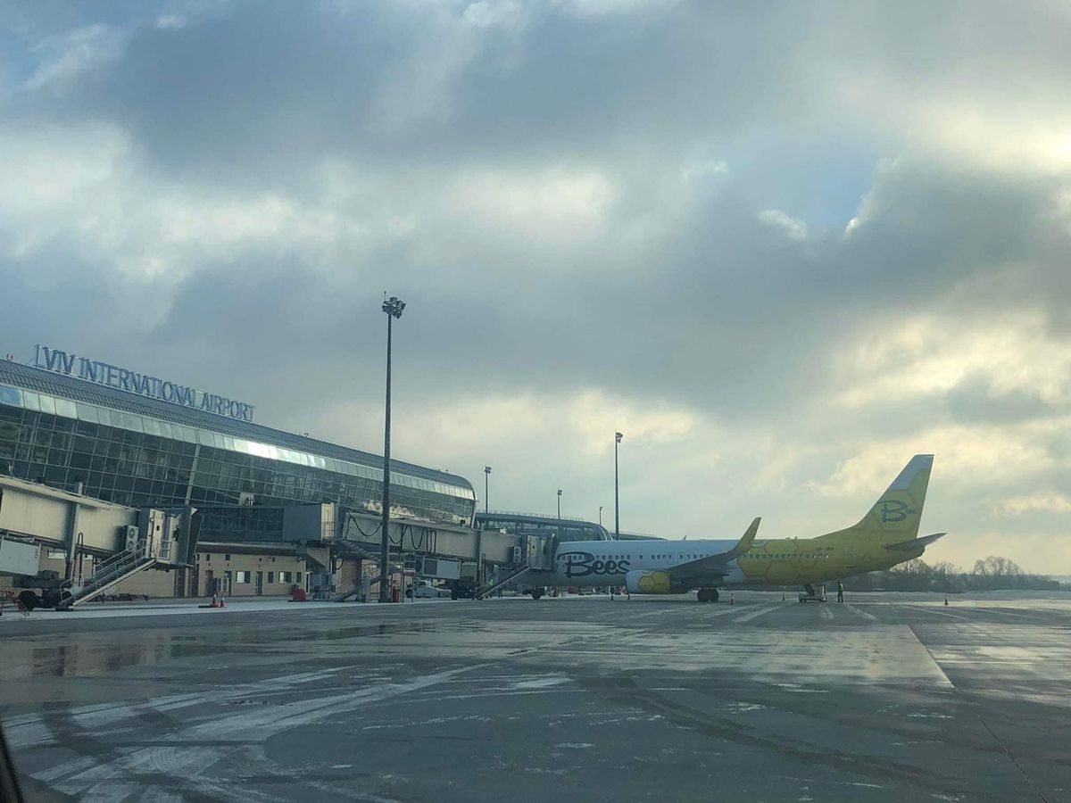 Львівський аеропорт прийняв майже 2 млн пасажирів за рік