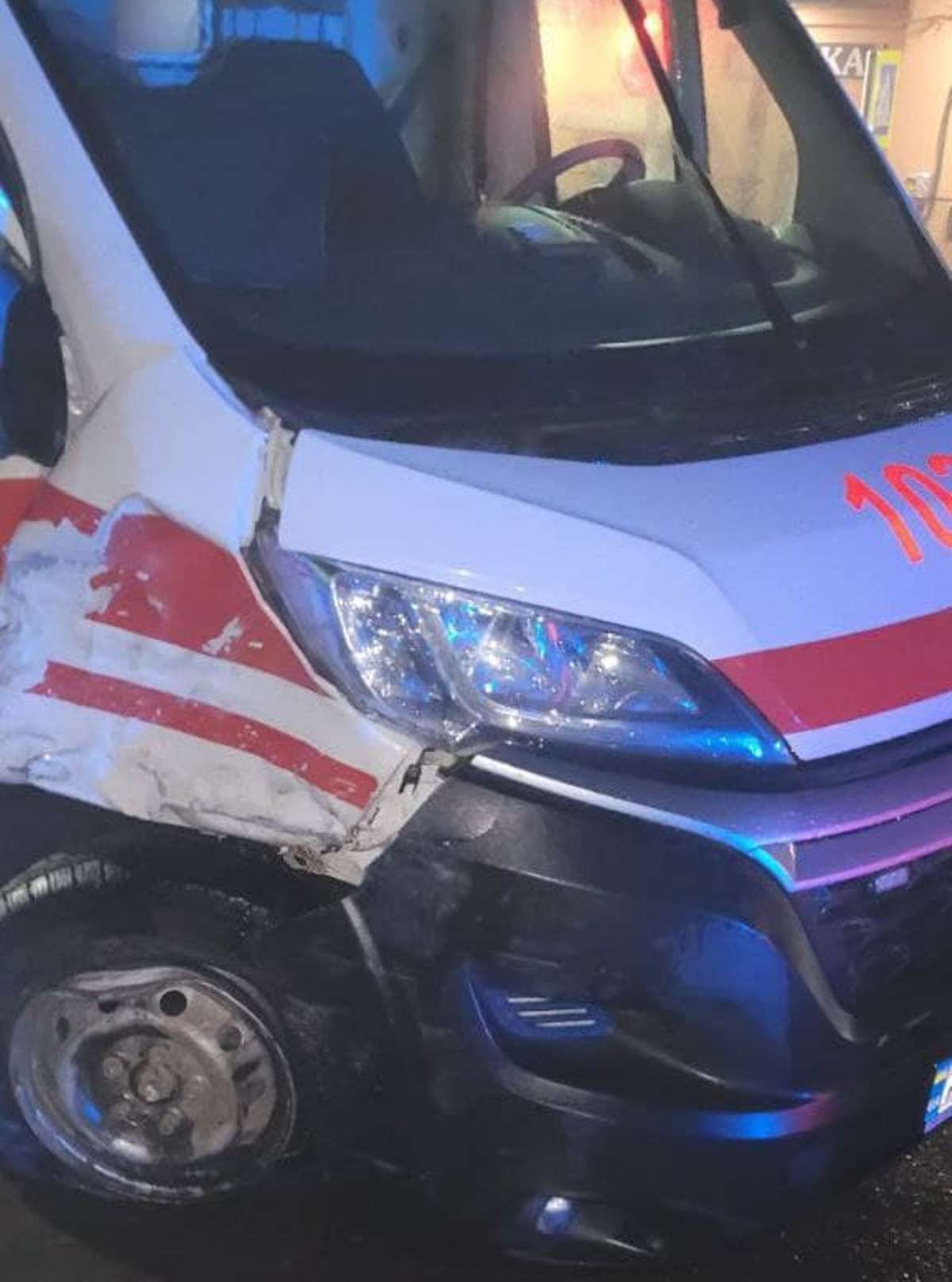 П’яний водій «швидкої» спричинив ДТП на трасі біля Мукачева
