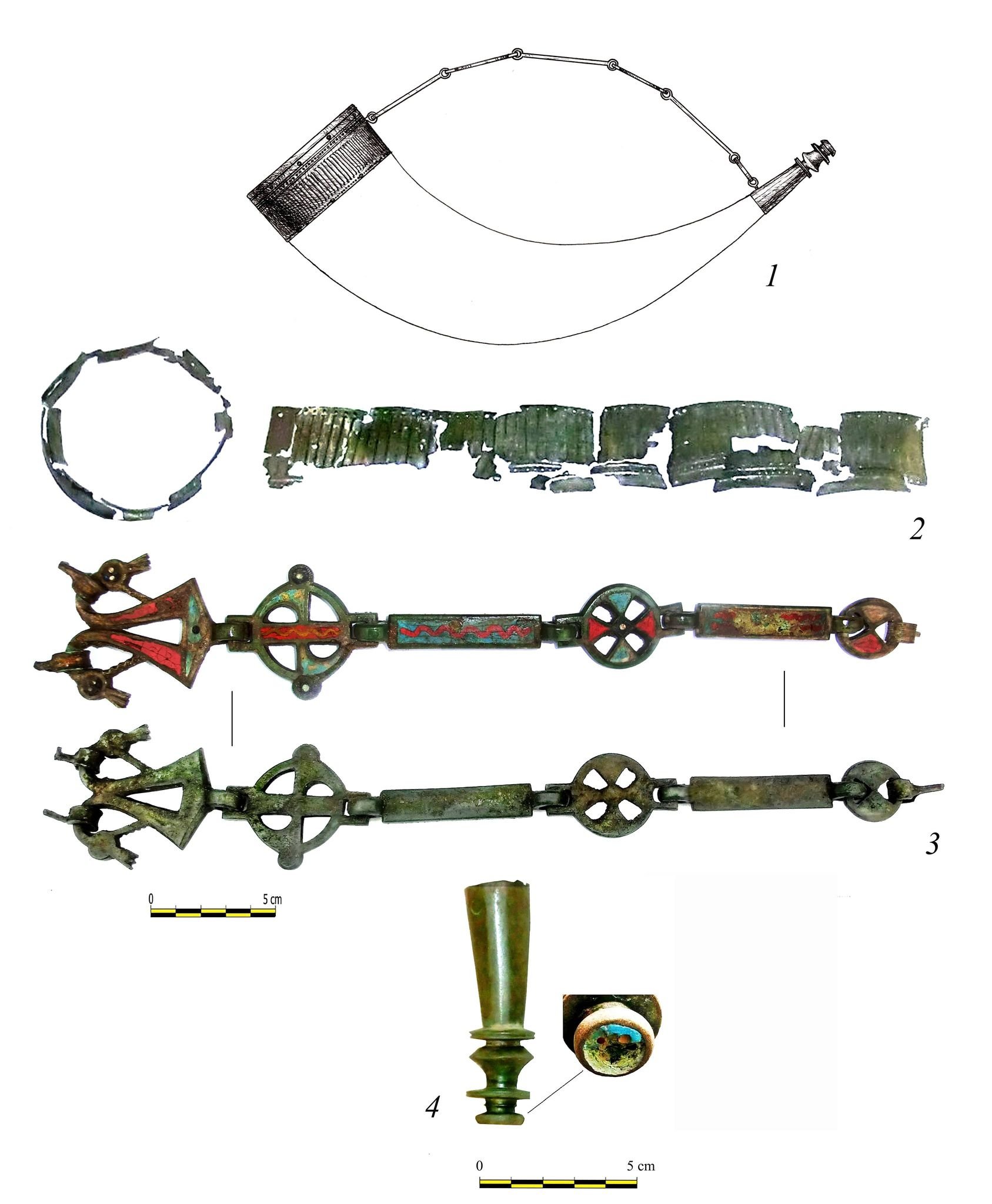 Частина рогу для пиття – ритона з ланцюгом з емалями