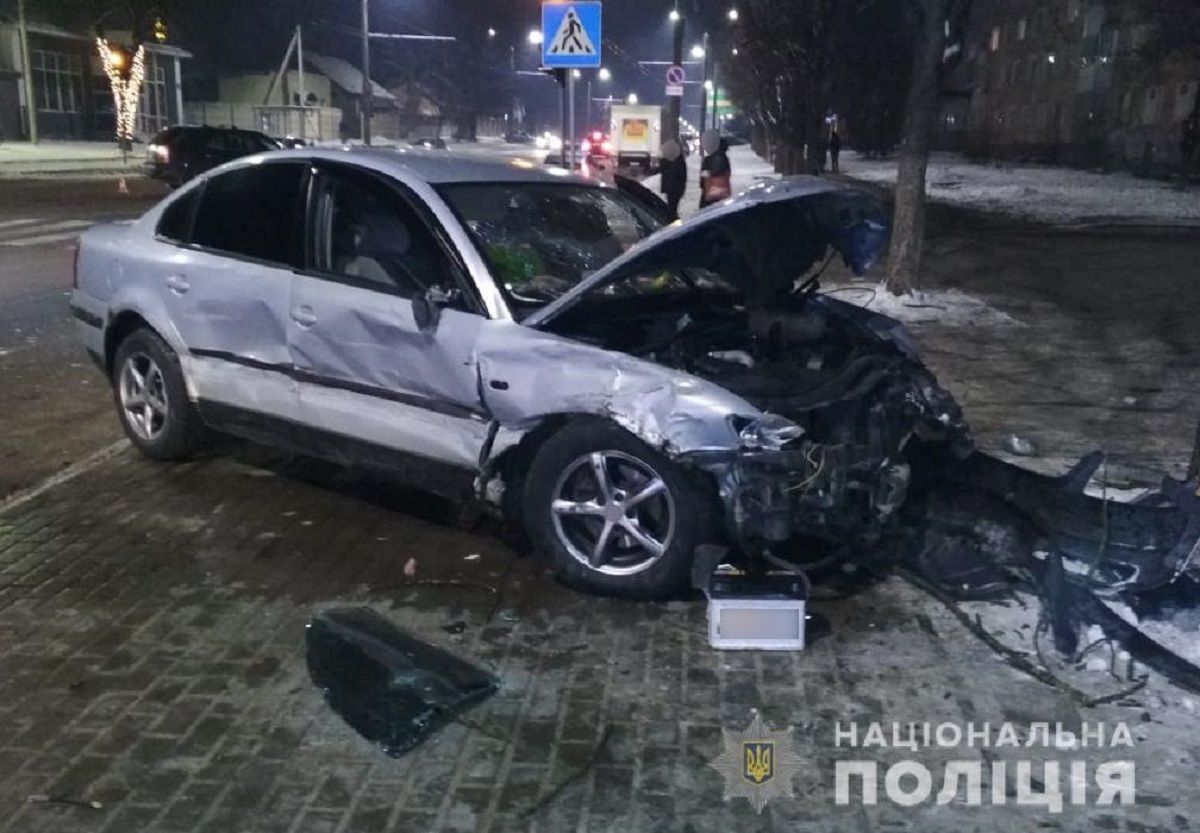 У Луцьку водій Volkswagen збив 16-річну дівчину на тротуарі 