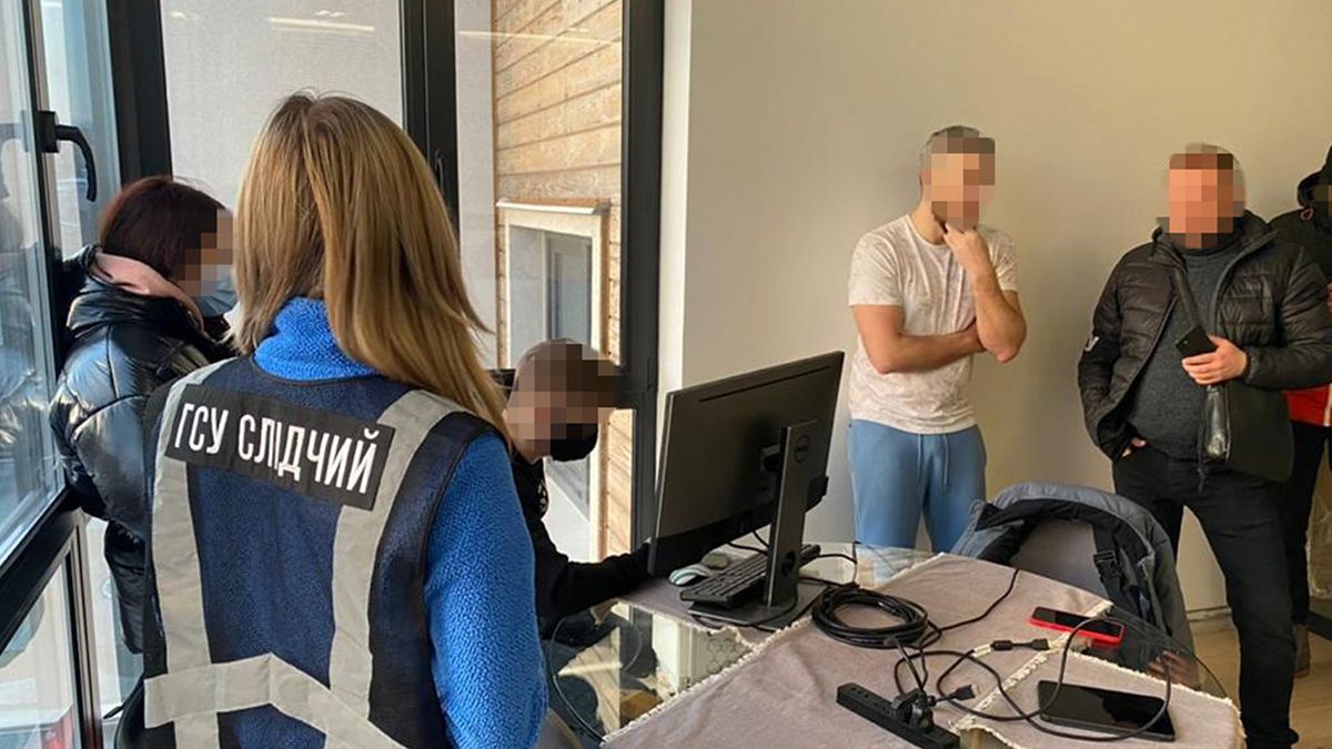 СБУ викрила українських хакерів, які обікрали 50 іноземних компаній на $1 млн