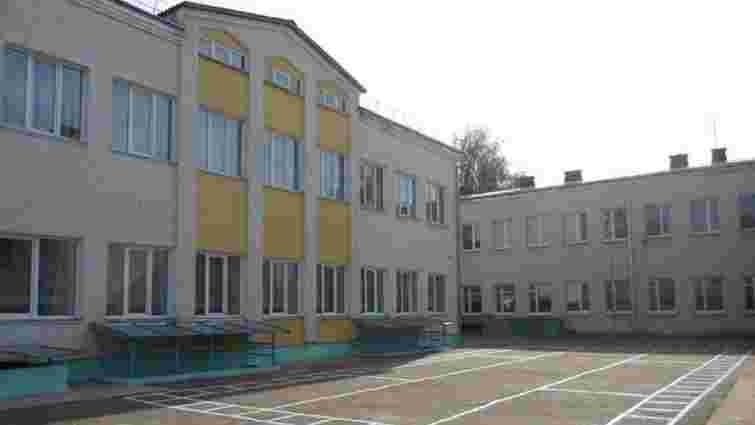 Учням у Володимирі заборонили виходити за межі шкіл під час навчання