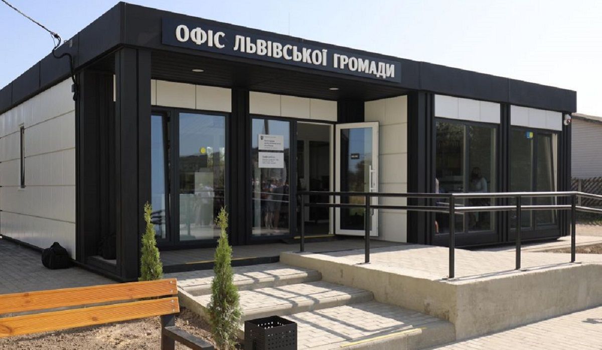 Офіси Львівської громади почали видавати документи, які раніше оформляли РАЦСи