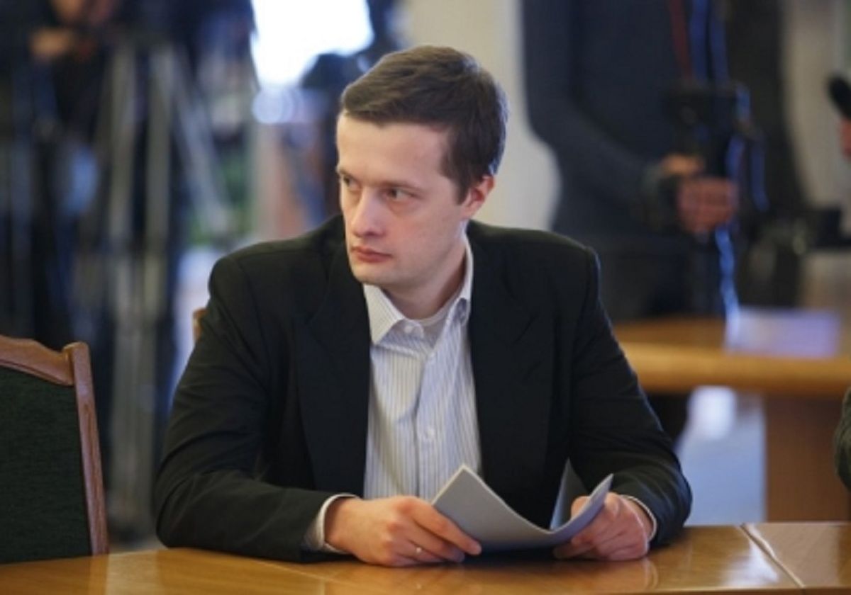 Корпорація Roshen уникла арешту активів, бо належить сину Порошенка