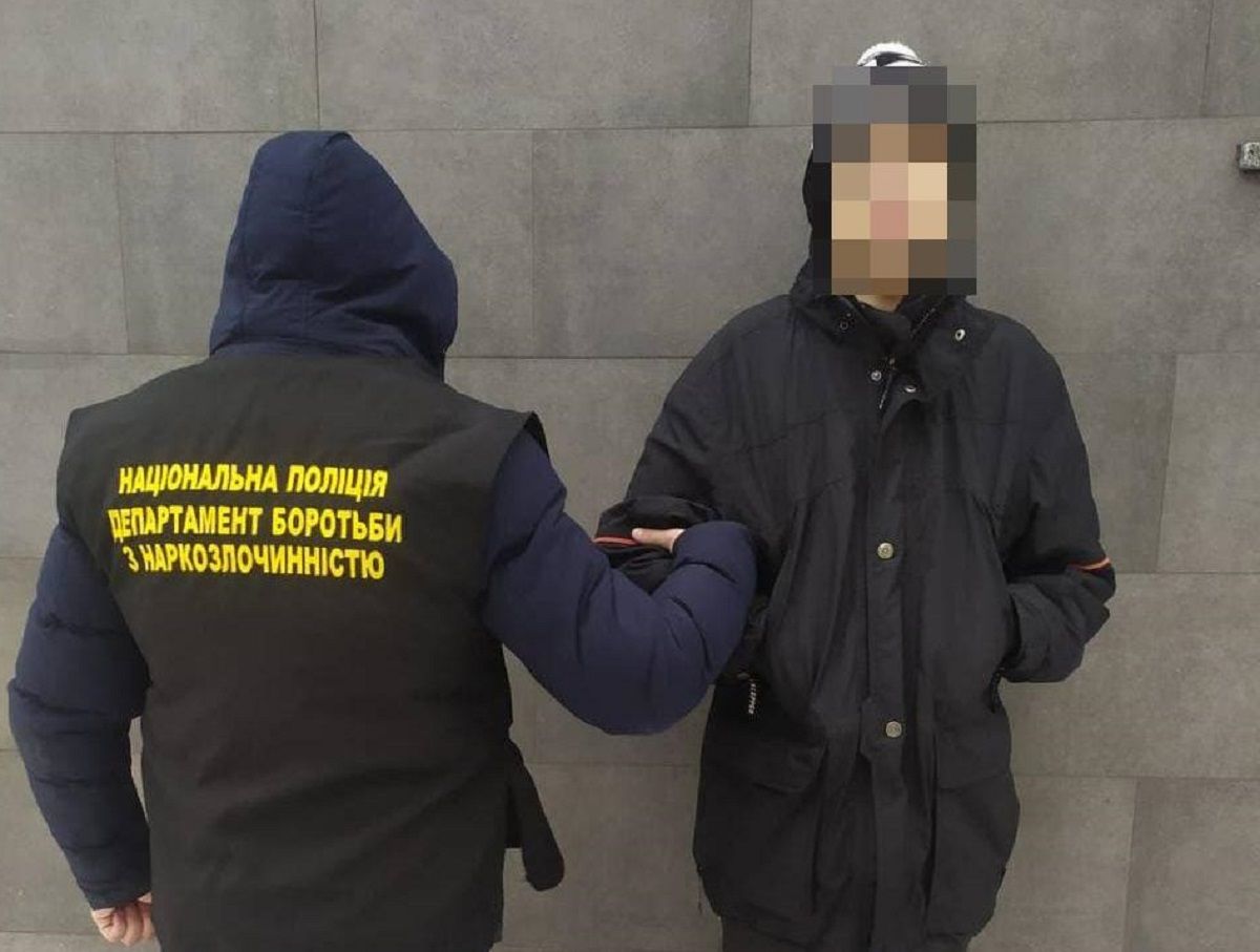 У 17-річного закладчика з Луцька вилучили психотропів на 300 тис. грн 