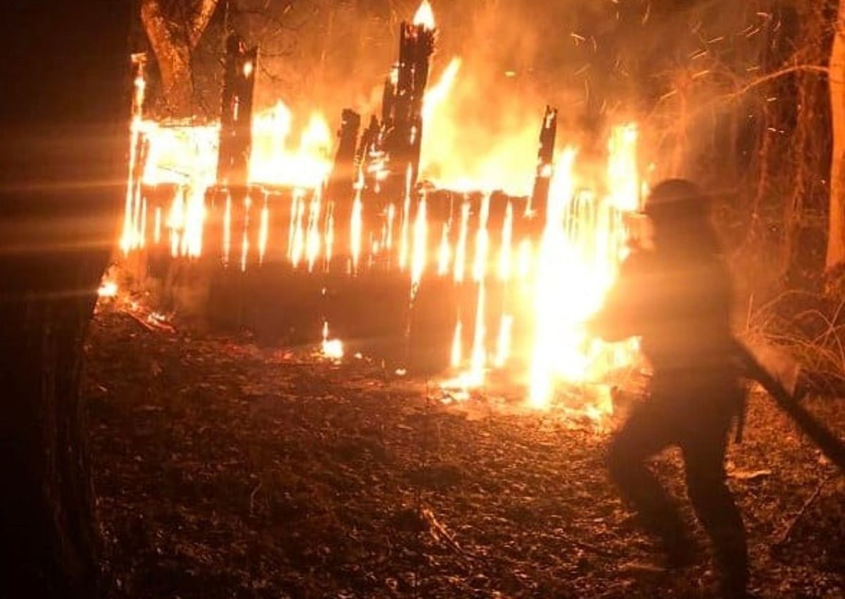 На пожежі у безгосподарській будівлі у Львові виявили тіло чоловіка