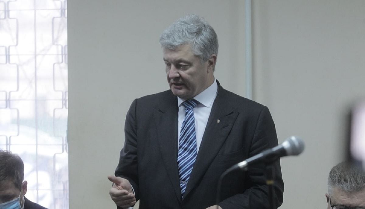 Суд переніс обрання запобіжного заходу Порошенку на 19 січня