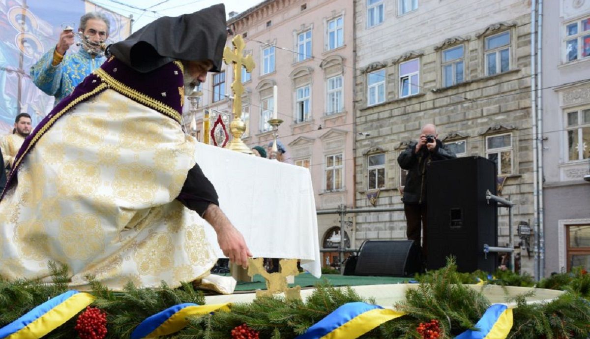 Через ріст захворюваності у Львові скасували загальноміське водохреща