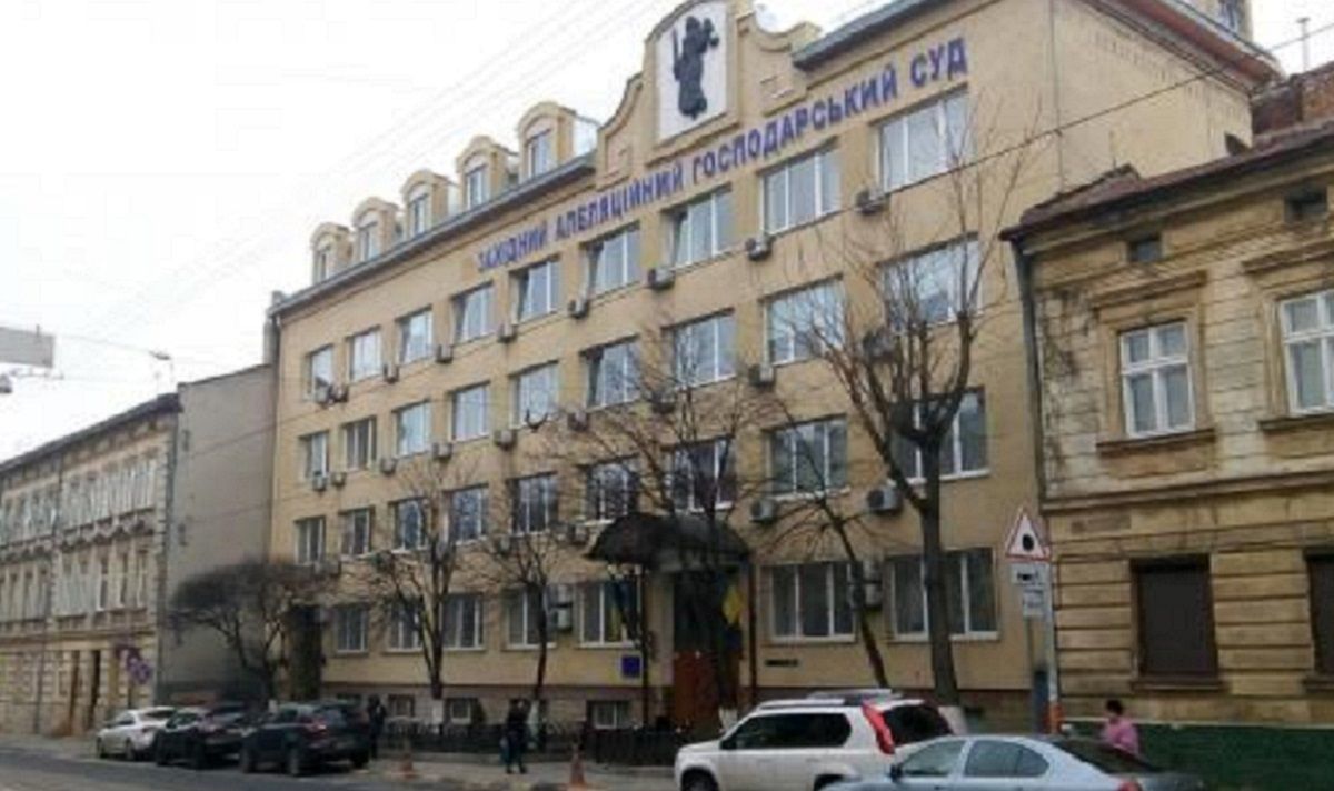 Вночі у Львові обікрали апеляційний господарський суд, винесли 120 тис. доларів