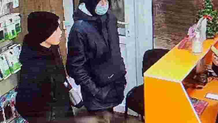Рівненська поліція розшукує підлітка за розпилення газового балончика на продавчиню