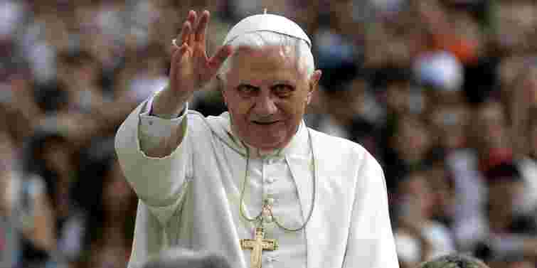 Папа Бенедикт XVI фігурує у розслідуванні про насильство священиків над дітьми