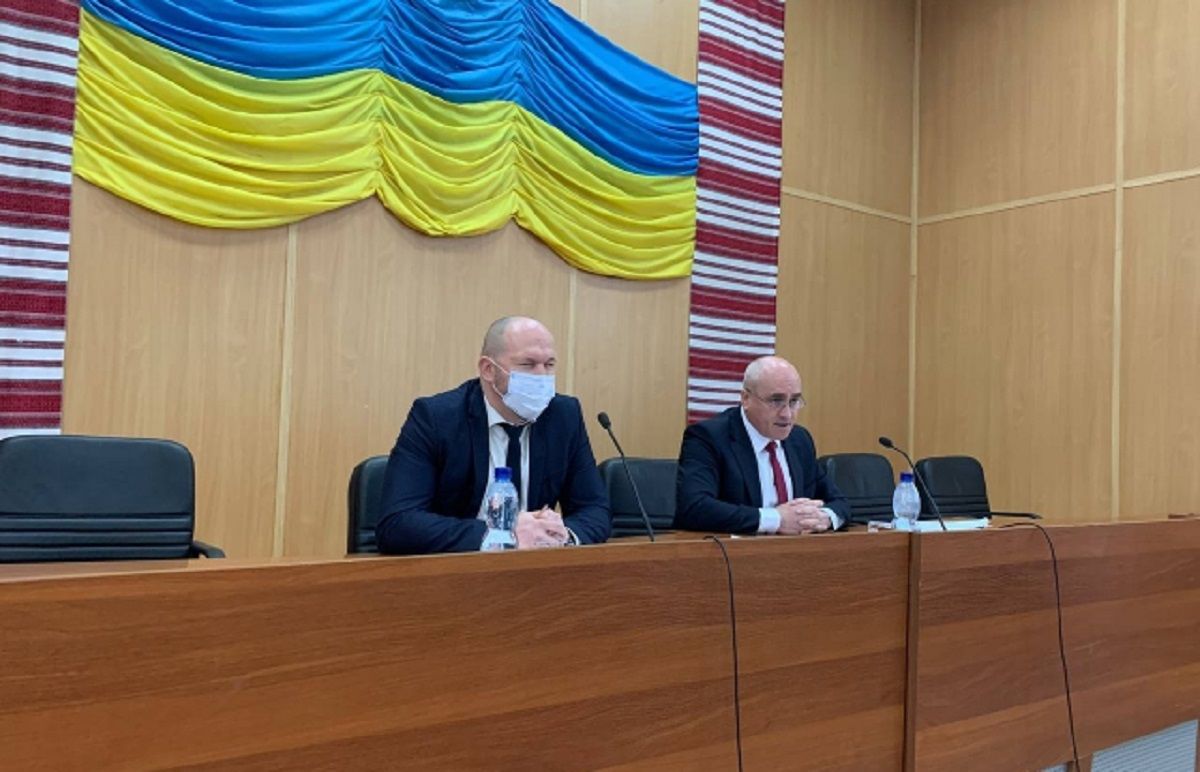 Мукачівські депутати відправили голову райради у відставку