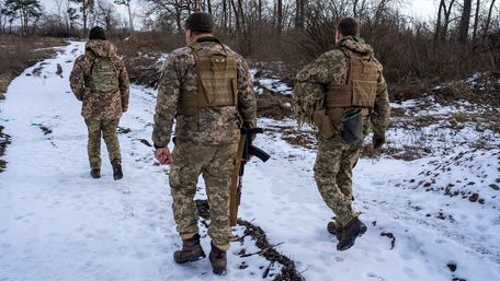 США планують наступного тижня евакуювати з України сім’ї своїх дипломатів