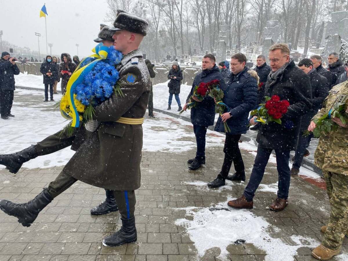 На Личаківському цвинтарі відзначили 103-тю річницю Акту злуки