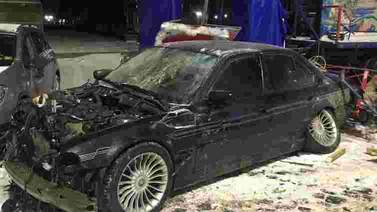 П’яний 34-річний водій розтрощив атракціони різдвяного містечка у Чернівцях