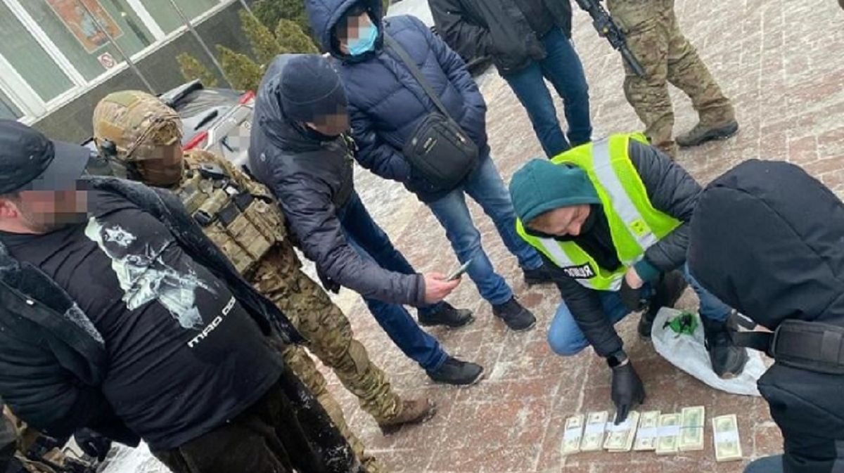 Група іноземців насильством вимагала в київського бізнесмена 1 млн доларів