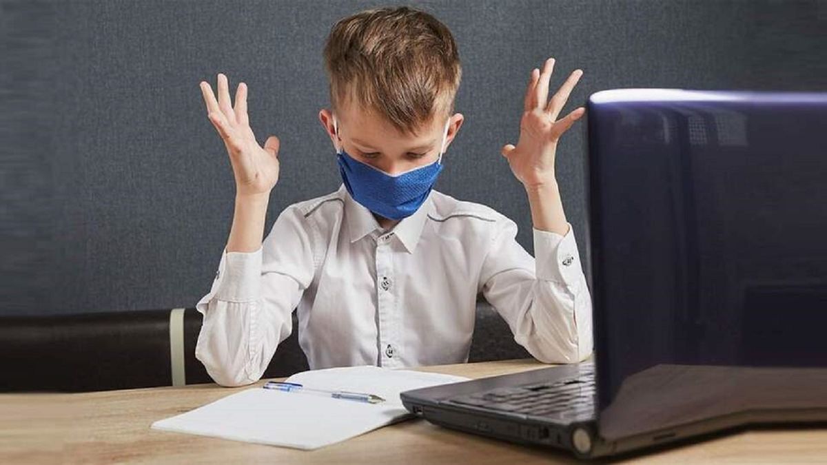 Учні 5-11 класів у Луцьку переходять на дистанційне навчання