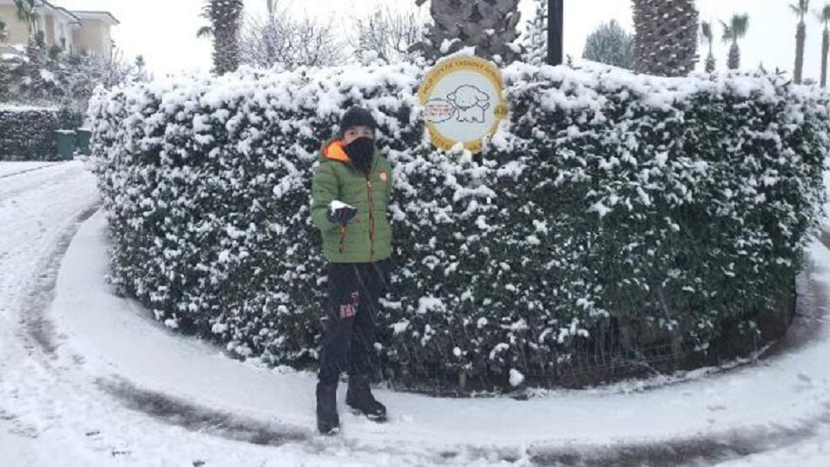 У турецькому курортному регіоні Анталія випав сніг