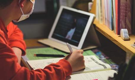 МОН рекомендує закрити на карантин усі старші школи в Україні