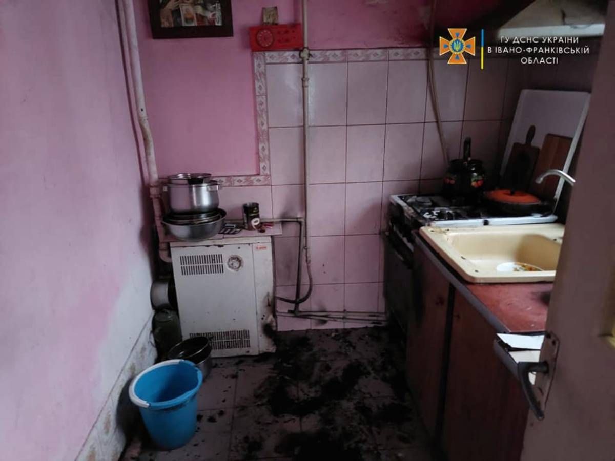 У селі біля Франківська внаслідок вибуху газу постраждав 80-річний чоловік

